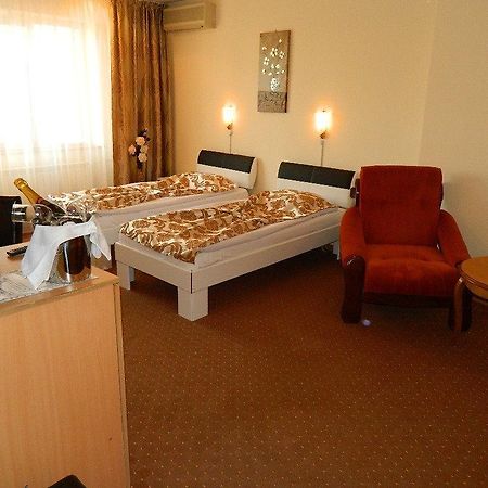 Dalin Hotel Bucharest Exterior photo